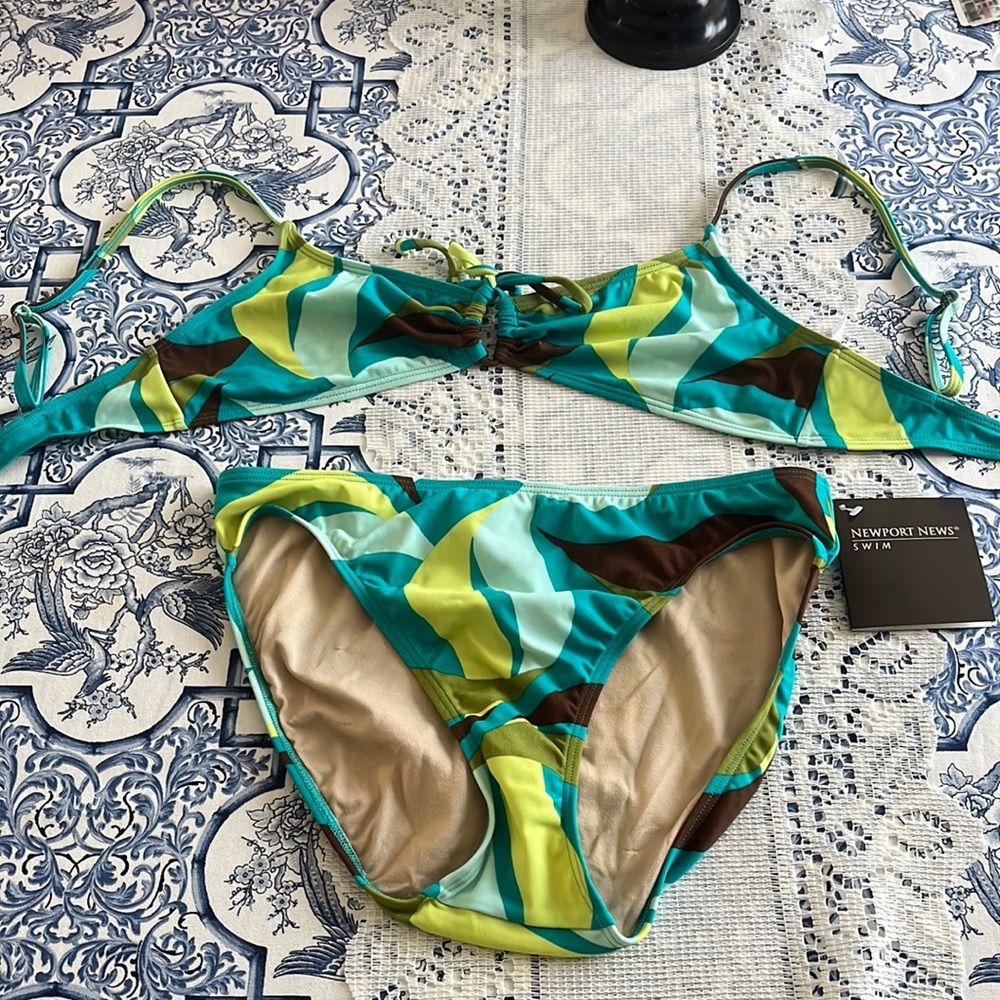 NWT: Newport News bikini